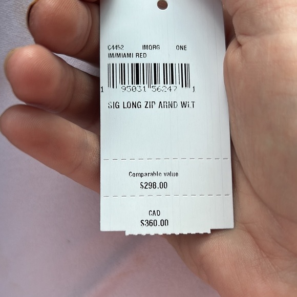 REAL BNWT COACH WALLETS - Picture 2 of 2